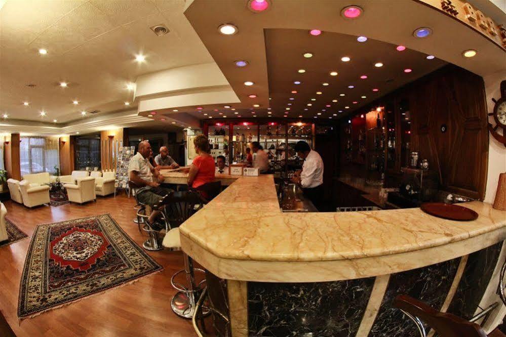 Altinoez Hotel Nevşehir Esterno foto
