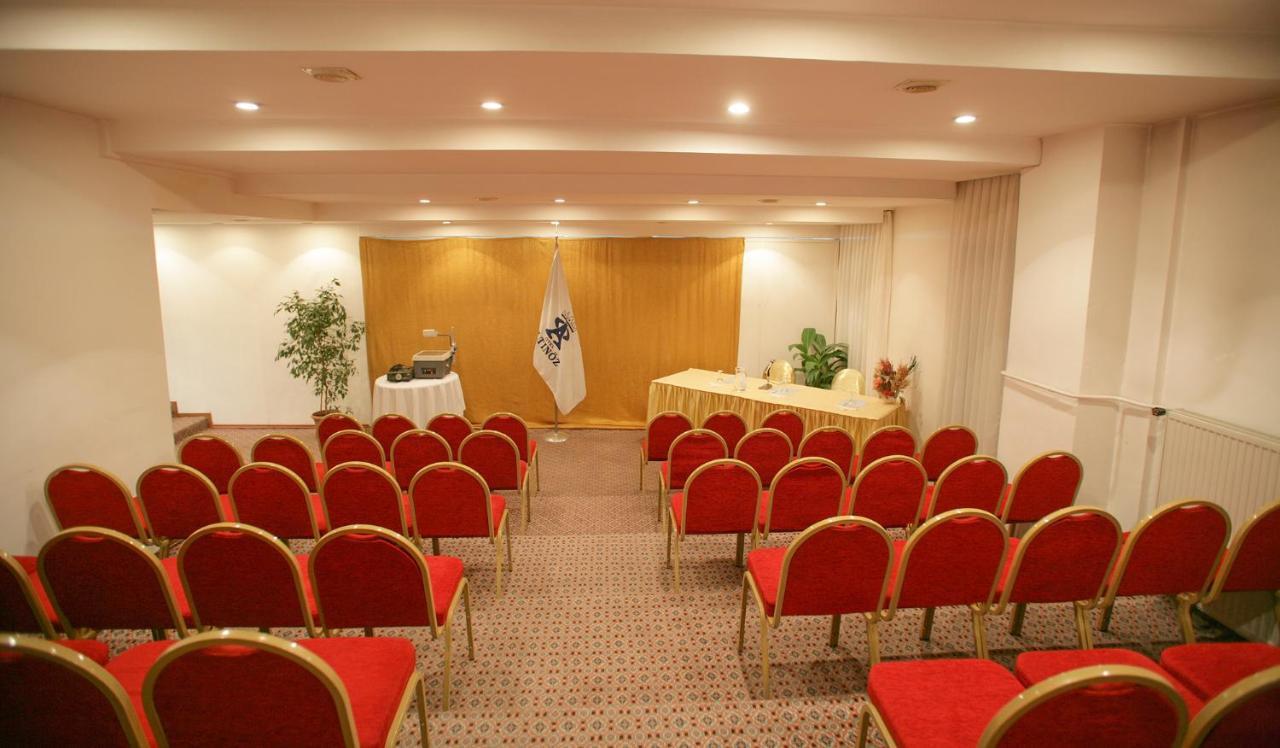 Altinoez Hotel Nevşehir Esterno foto